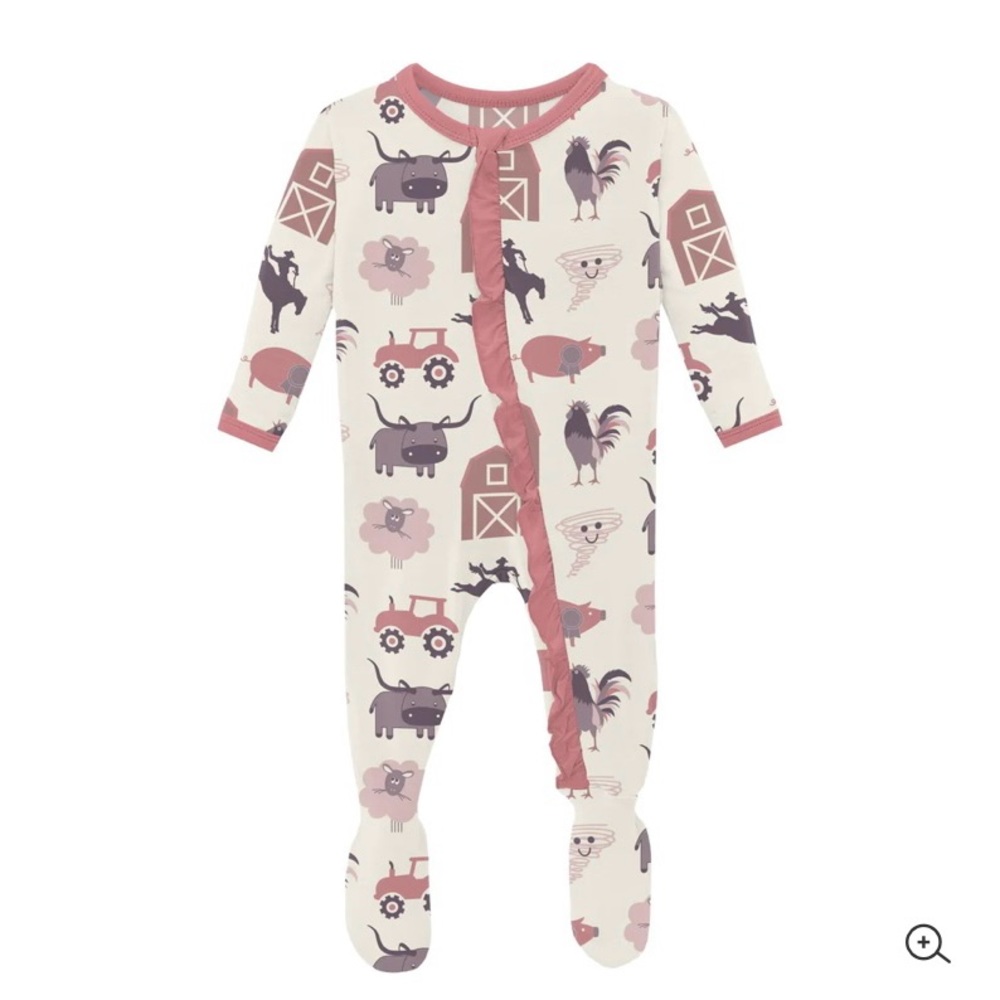 BNIB Kickee pants footie